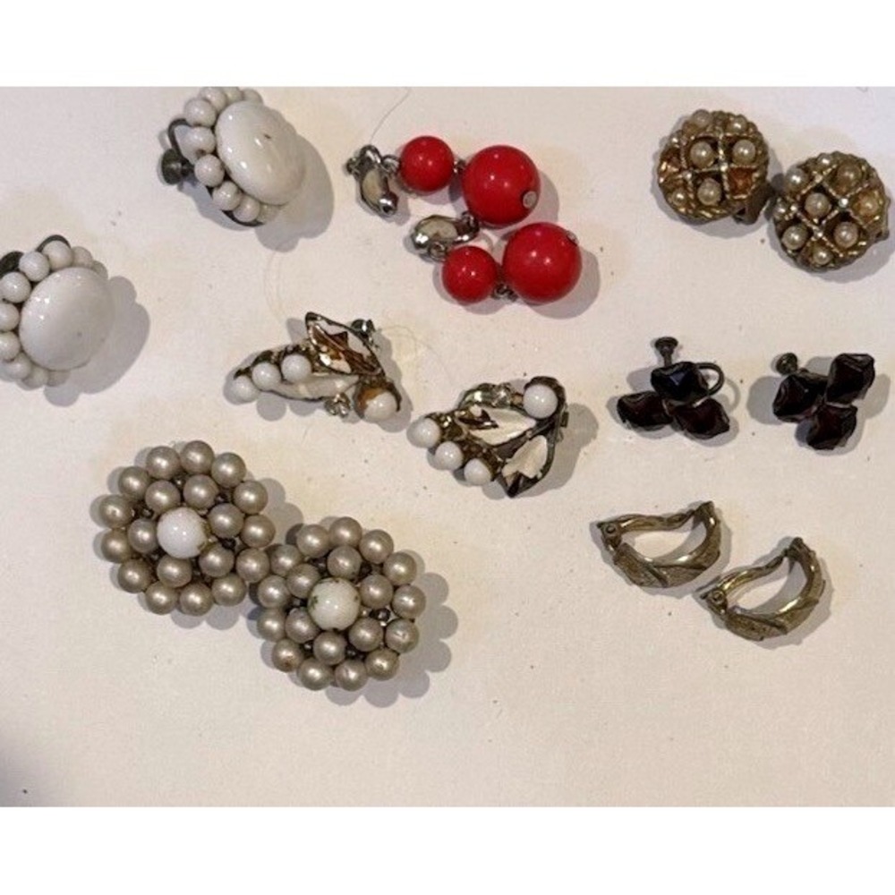 Vintage Clip Andβ Screw On Earrings - Lot of 7 Pairs